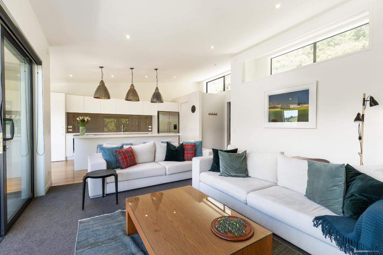 Okataina - Means Place Of Laughter, Luxury Retreat Villa Queenstown Eksteriør billede