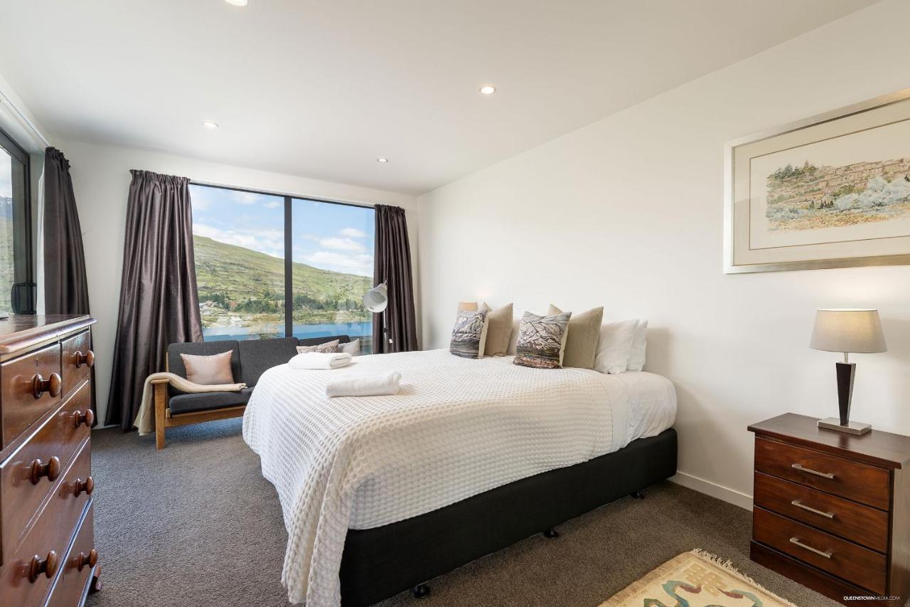 Okataina - Means Place Of Laughter, Luxury Retreat Villa Queenstown Eksteriør billede